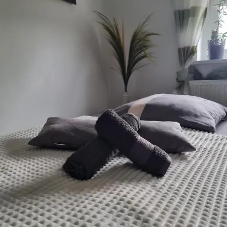 *zur Weinbergstrasse* *