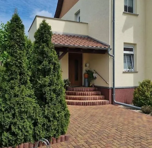 *zur Weinbergstrasse* *